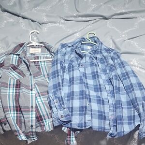 2 Boys Size Small Flannel Shirts